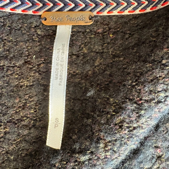 Free People Wool Blend Slubby Fringe V-Neck Sweater Gray-Brown-Black Size S - Picture 6 of 7